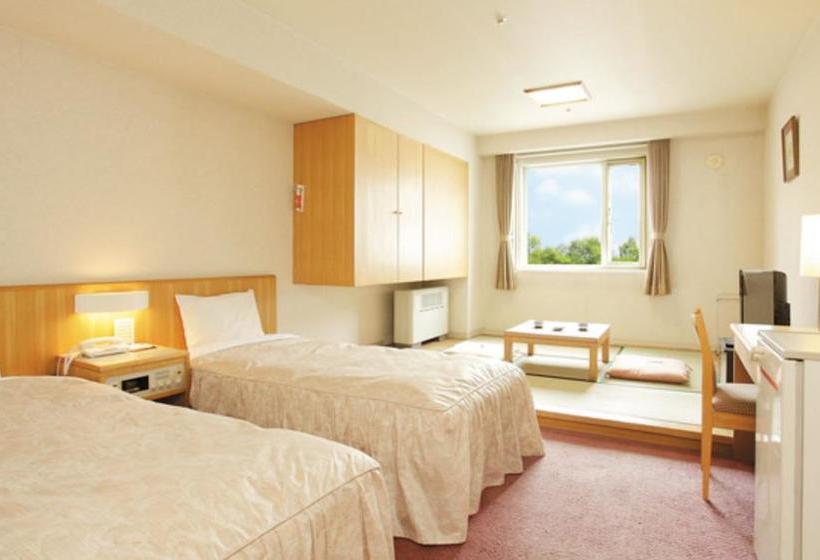 בית מלון כפרי Niseko Alpen