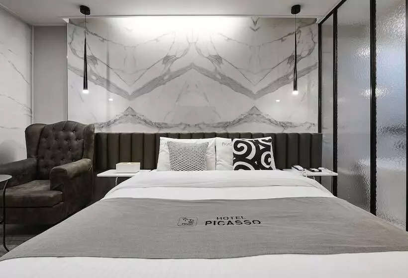 Hôtel Picasso