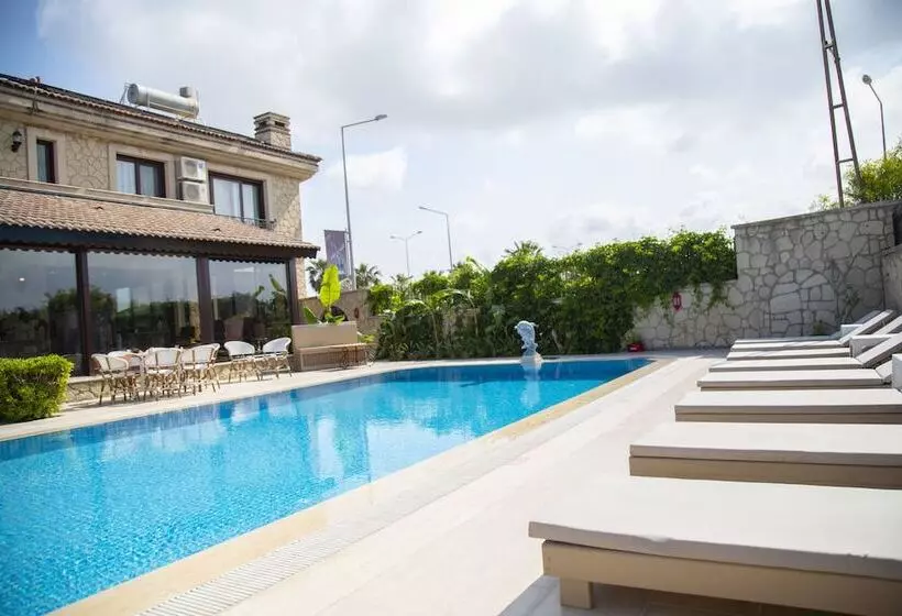 호텔 Teddy Alaçatı