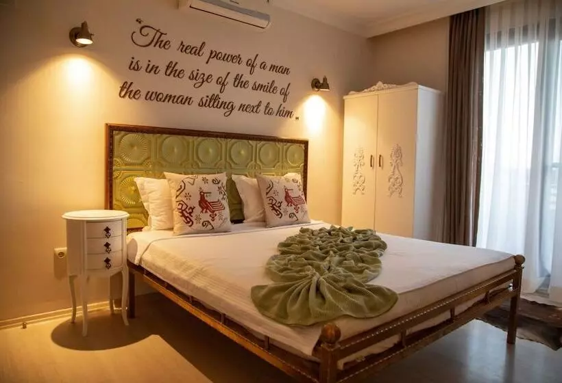 호텔 Teddy Alaçatı