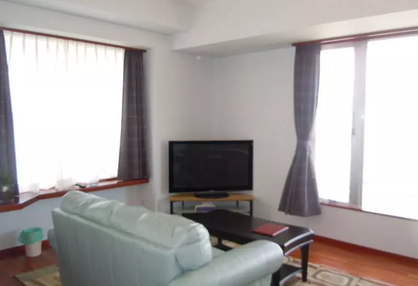 Отель The White