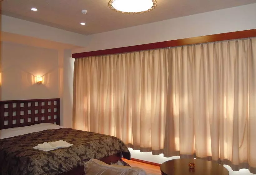 Отель The White