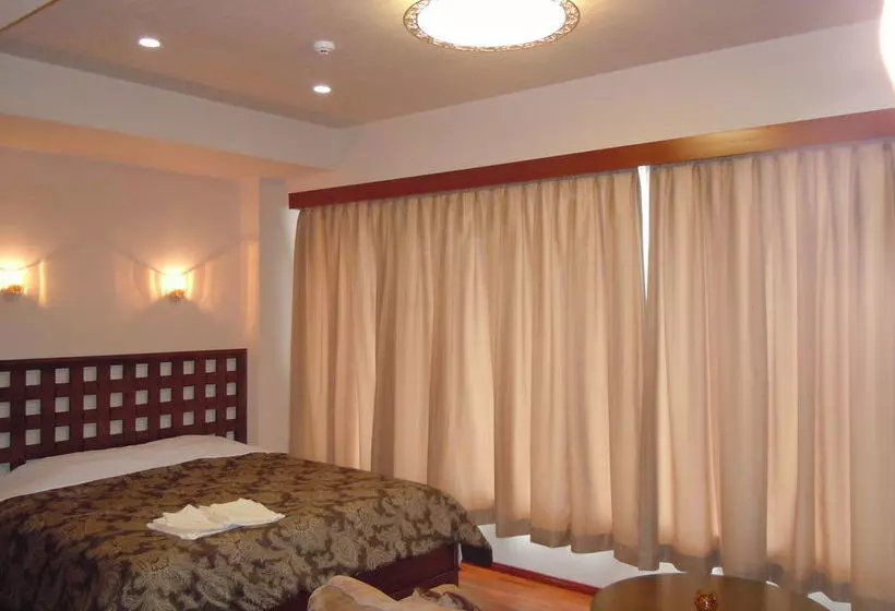 Отель The White