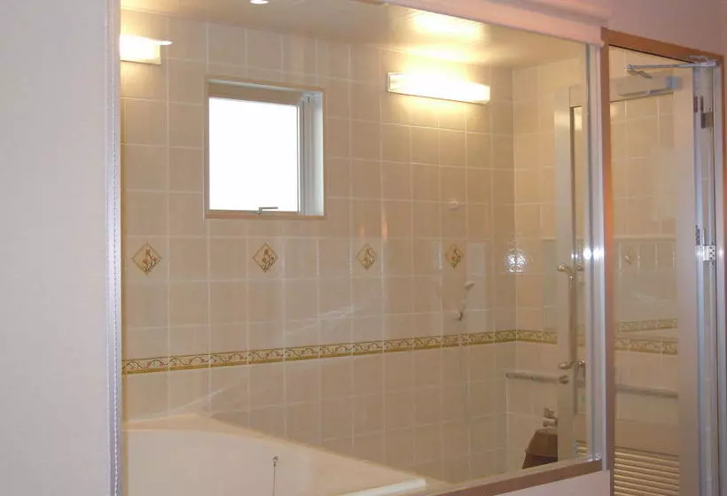 Отель The White