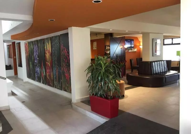 Residence Inn Suites Cristina