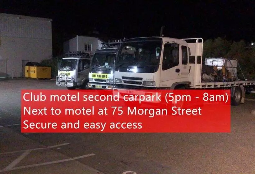 The Club Motel And Apartments