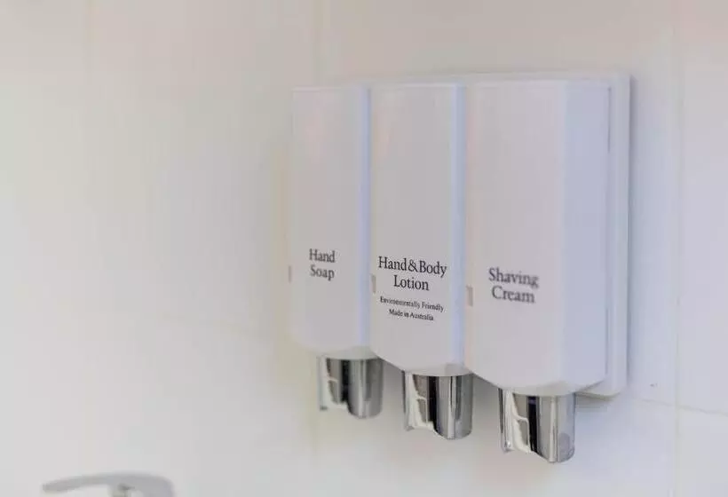 The Club Motel And Apartments