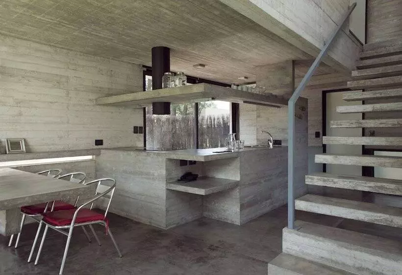 V & D   Casas En Mar Azul