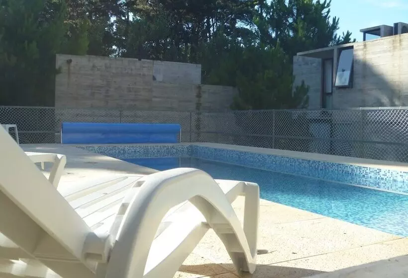 V & D   Casas En Mar Azul