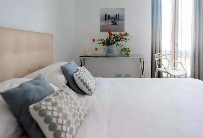 Agora Apartments