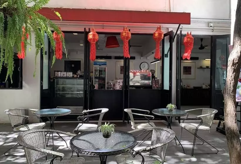 99 The Gallery Hotel  Sha Extra Plus