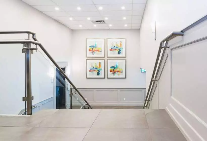 酒店 Adam S Airport Inn