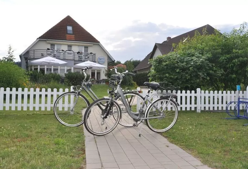 בית מלון כפרי Am Fleesensee