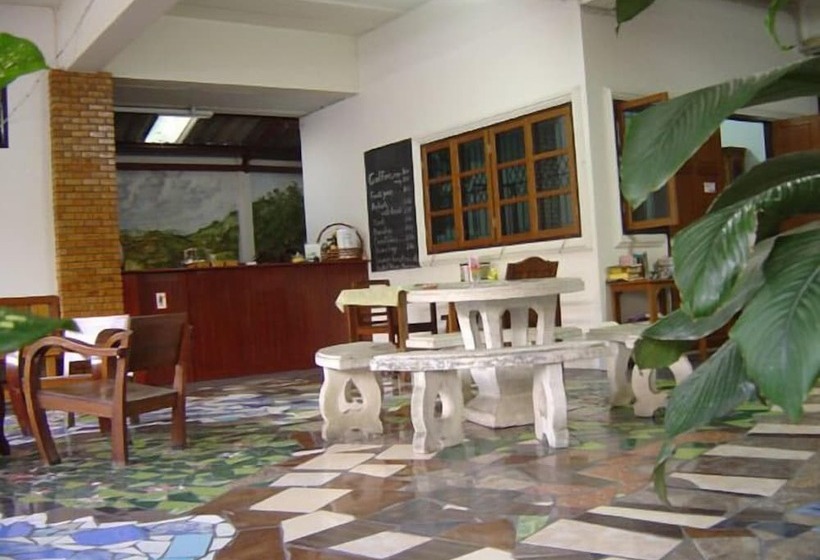 ホテル Banwiang Guest House