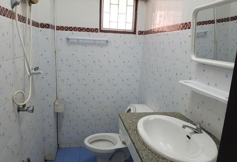 ホテル Banwiang Guest House