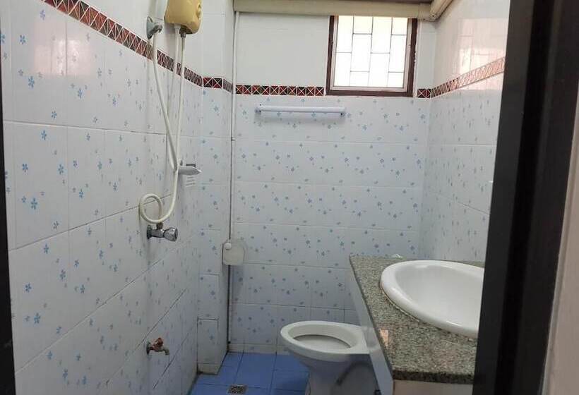 ホテル Banwiang Guest House