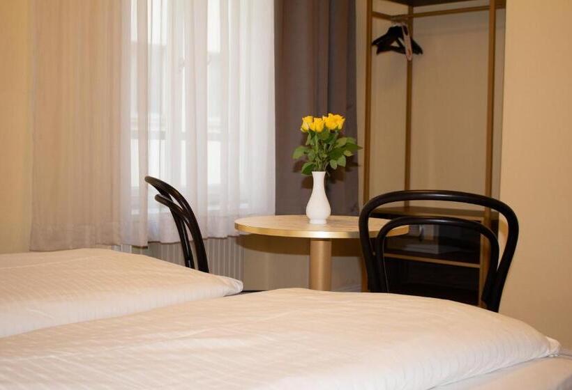 호텔 City Pension Stephansplatz I Self Check In