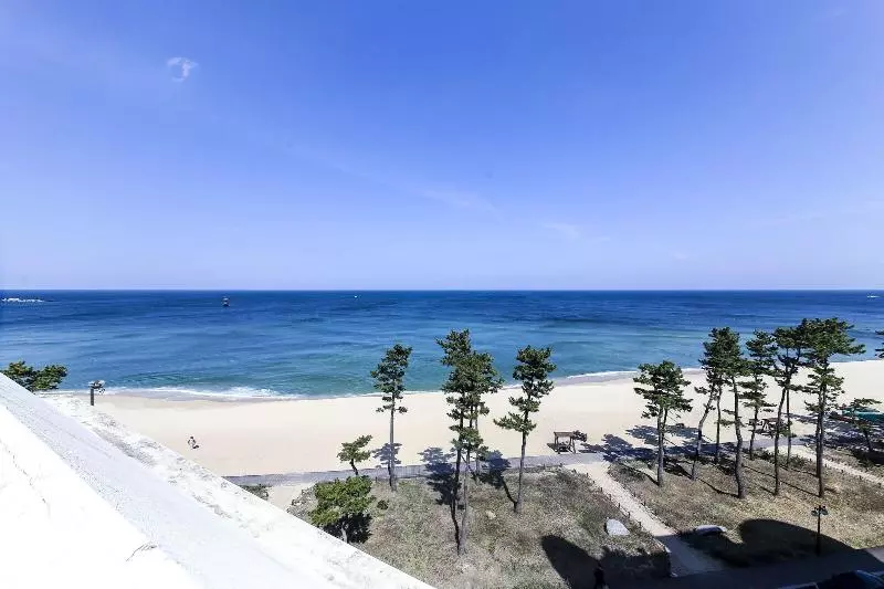 בית מלון כפרי Gyeongpo Soo