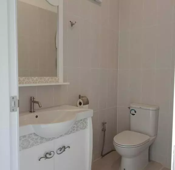 هتل Sairee Seaview Koh Tao   Hostel