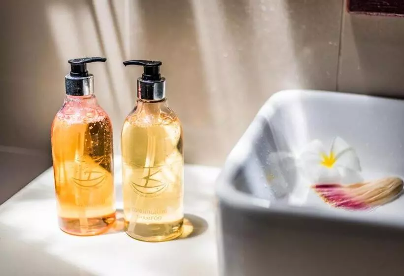 هتل Sairee Seaview Koh Tao   Hostel