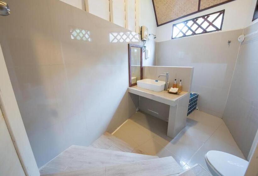 בית מלון כפרי Sairee Seaview Koh Tao   Hostel