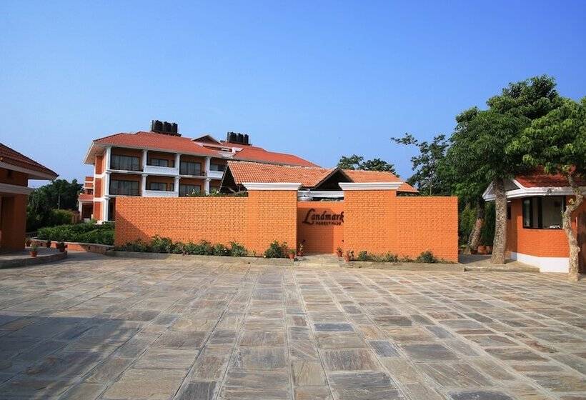 هتل Landmark Forest Park