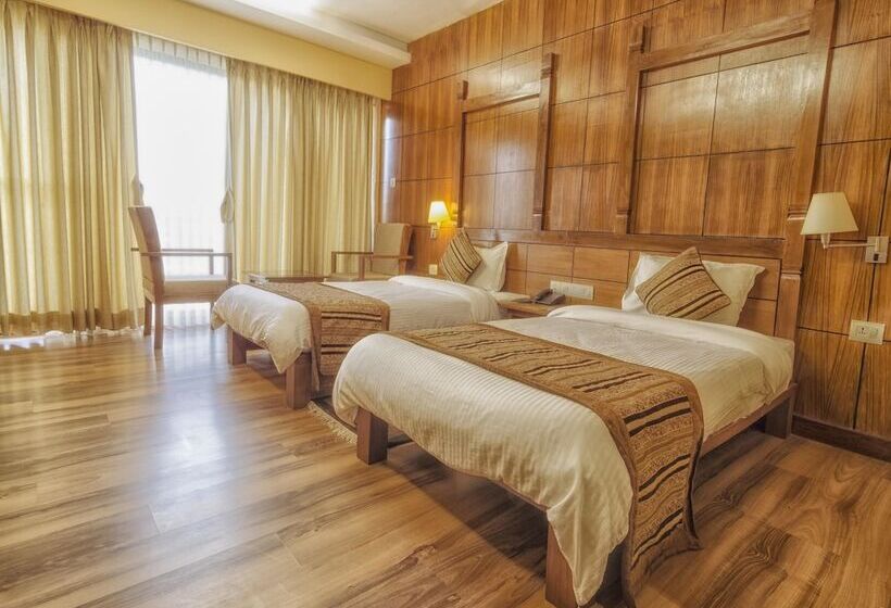 هتل Landmark Forest Park