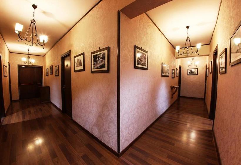 בית מלון כפרי Max