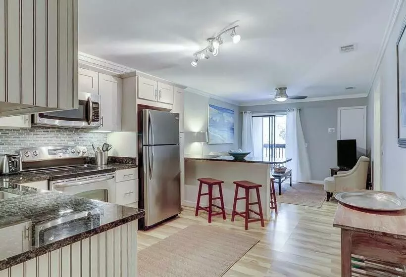 酒店 Sands Village #b 3b