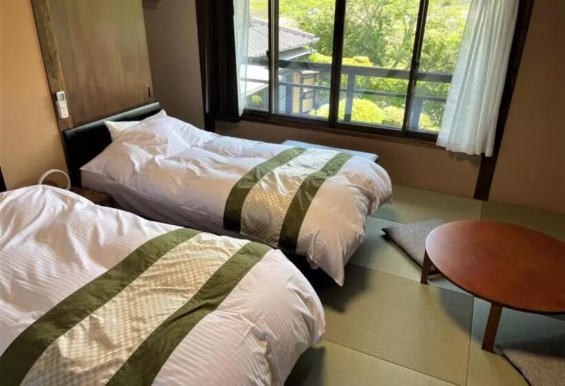 בית מלון כפרי Sanso Tanaka