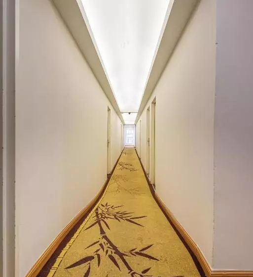 Hotel Swing & Pillows At Usj Taipan