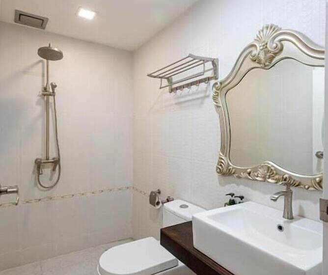 בית מלון כפרי Swing & Pillows At Usj Taipan