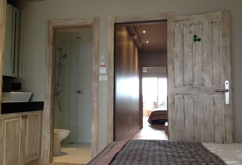 בית מלון כפרי Swiss Palazzo