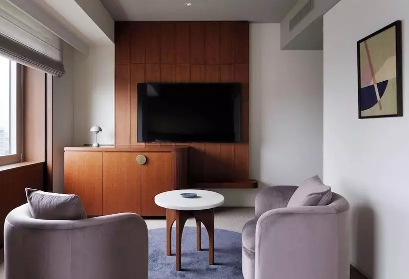 בית מלון כפרי The Mark Grand