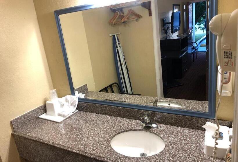 מוטל Emerson Inn  Jacksonville