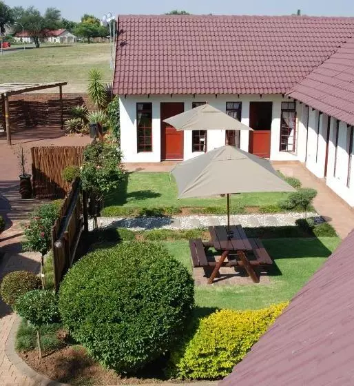پانسیون Journey's Inn Africa Airport Lodge