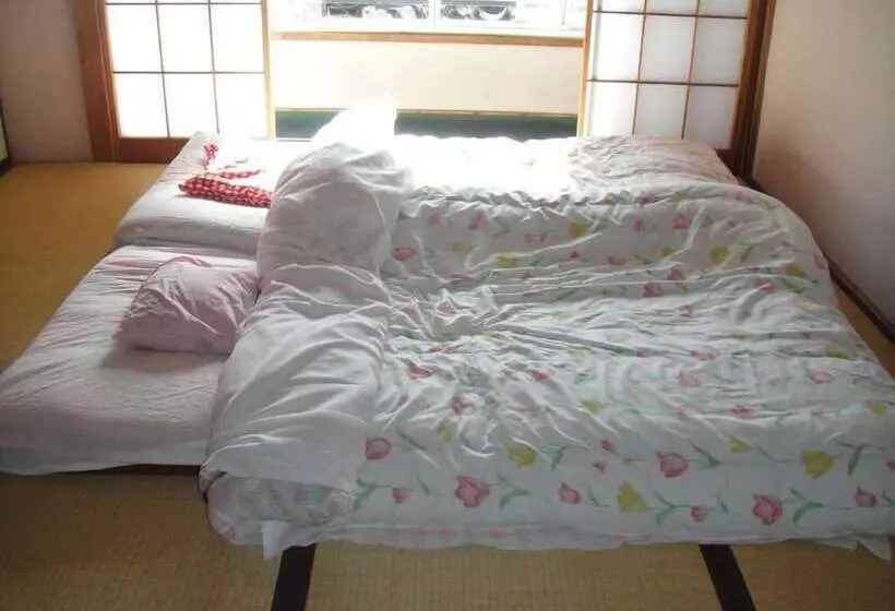 Pensió Narusawa Lodge