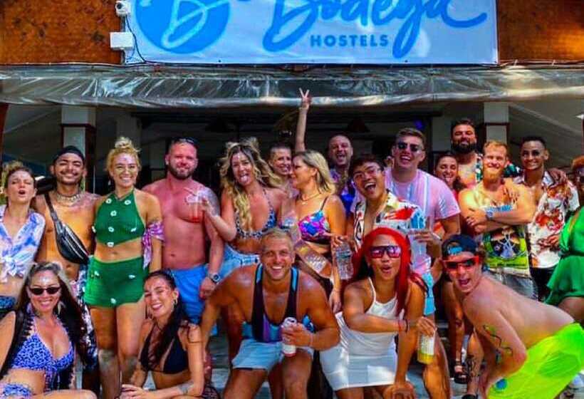 אתר נופש Bodega Hostel Koh Phangan