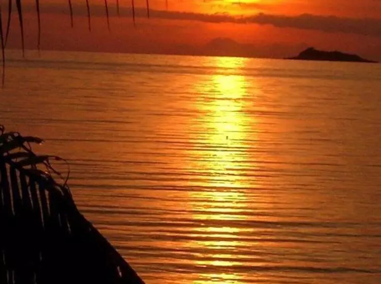 Shiralea Backpackers Resort