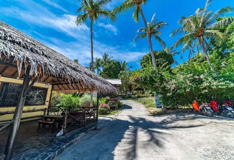 Shiralea Backpackers Resort