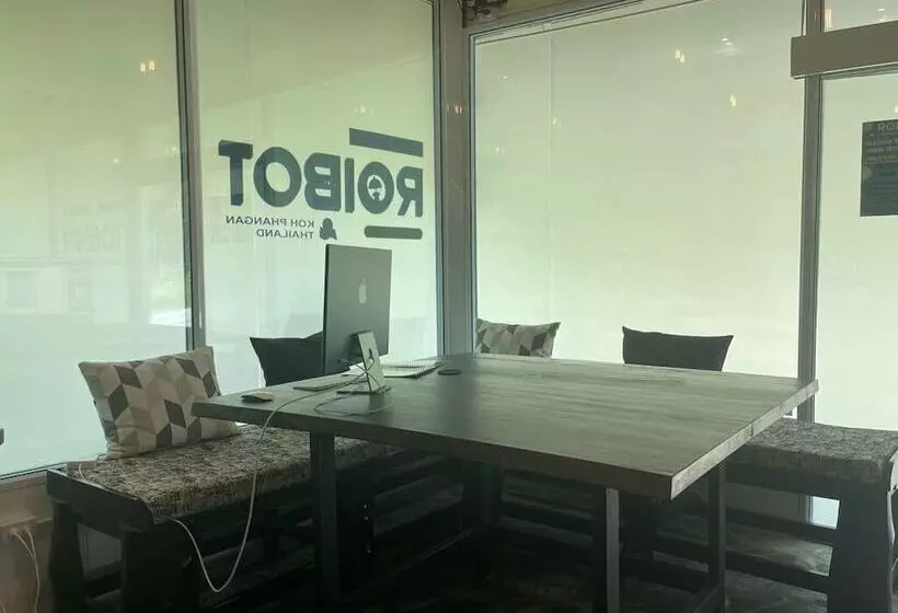 Shiralea Backpackers Resort