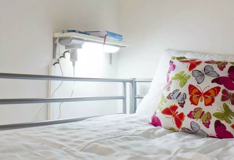 Warsaw Downtown Hostel