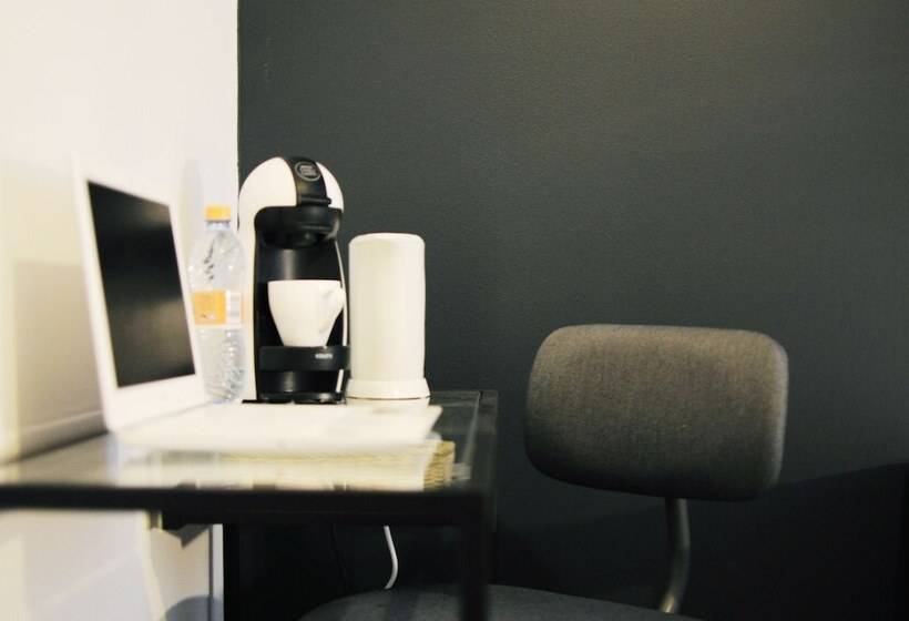 Warsaw Downtown Hostel