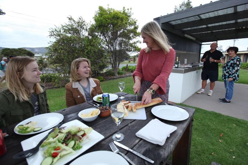 Bay Motel Safety Beach