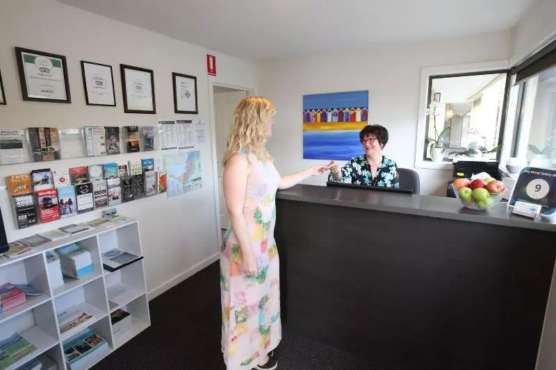 Bay Motel Safety Beach