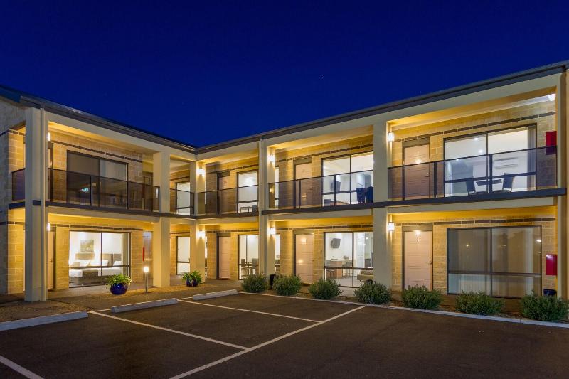 Bay Motel Safety Beach