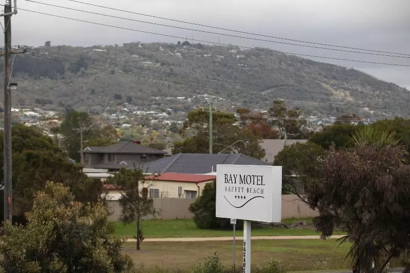 Bay Motel Safety Beach