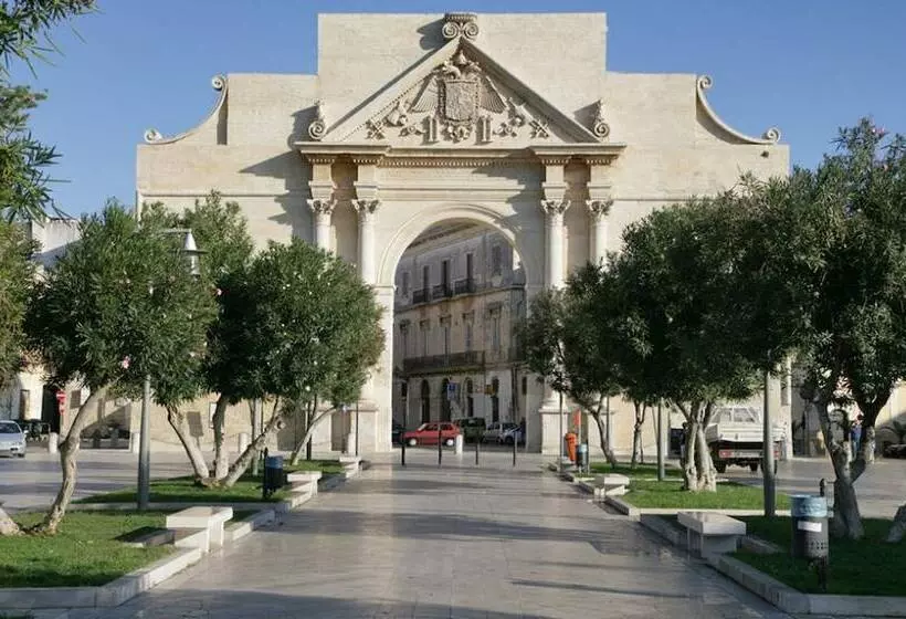 تختخواب و صبحانه Palazzo Bernardini Suites