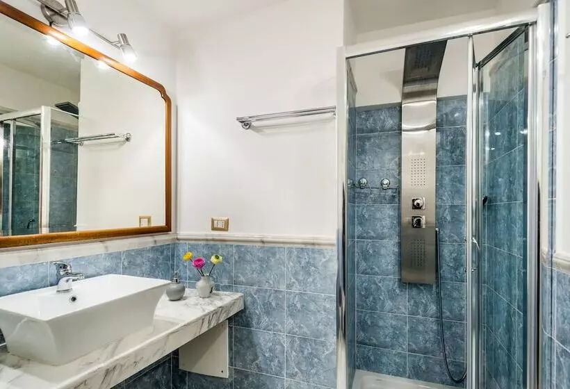 تختخواب و صبحانه Palazzo Bernardini Suites