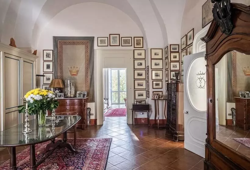 تختخواب و صبحانه Palazzo Bernardini Suites